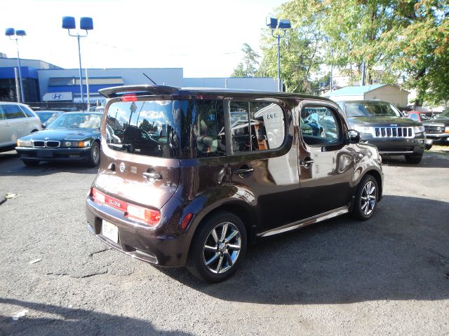 2010 Nissan cube 4dr 1500 SLT SUV