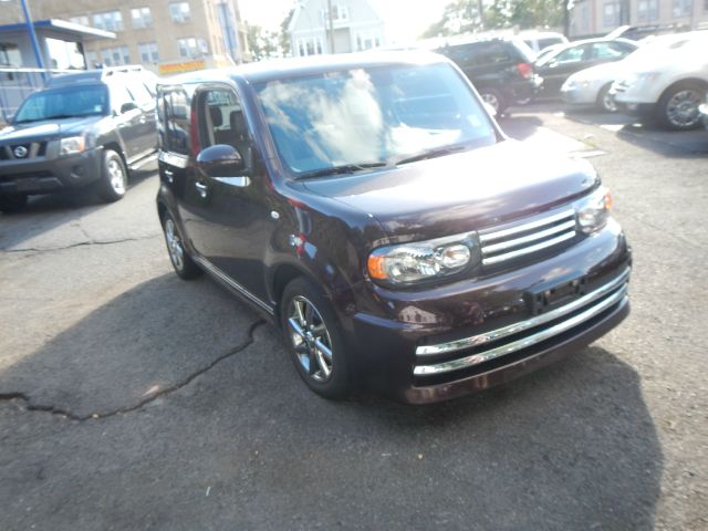 2010 Nissan cube 4dr 1500 SLT SUV