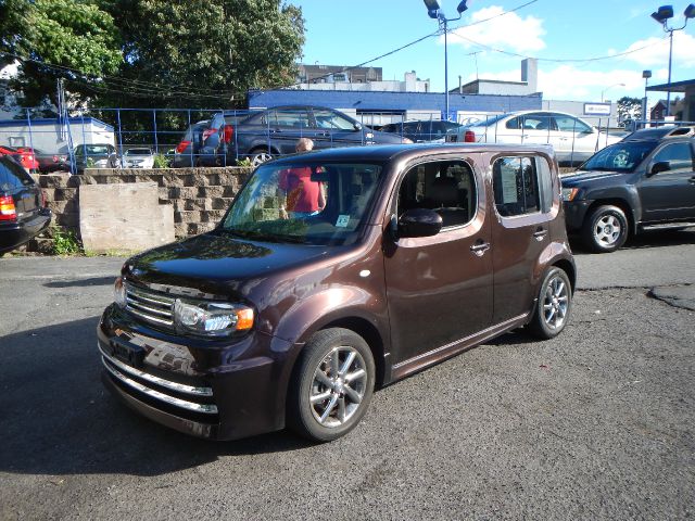 2010 Nissan cube 4dr 1500 SLT SUV