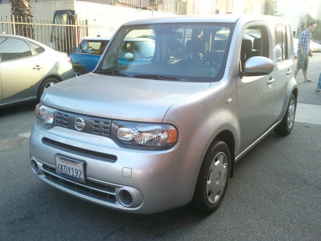 2010 Nissan cube E43