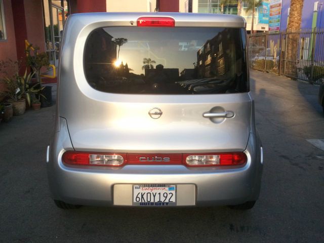 2010 Nissan cube E43