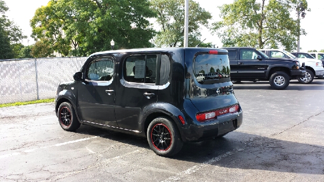 2010 Nissan cube 4dr 1500 SLT SUV