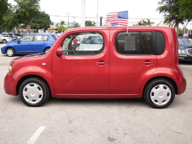 2011 Nissan cube Unknown