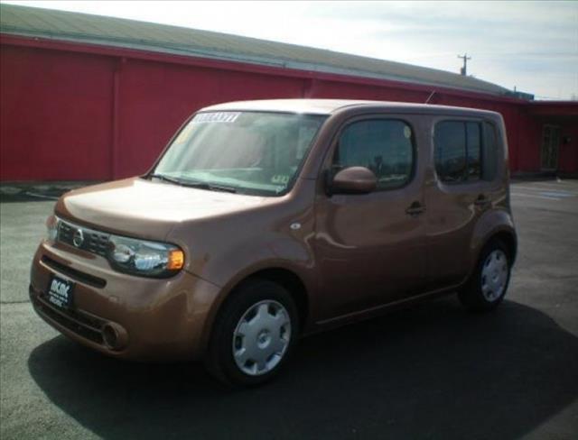 2011 Nissan cube Unknown