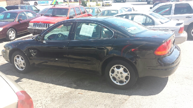 1999 Oldsmobile Alero Standard 4X4 Hardtop