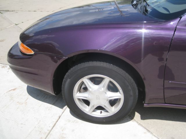 1999 Oldsmobile Alero Standard 4X4 Hardtop