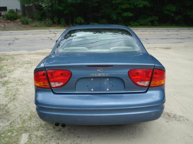 1999 Oldsmobile Alero S Sedan