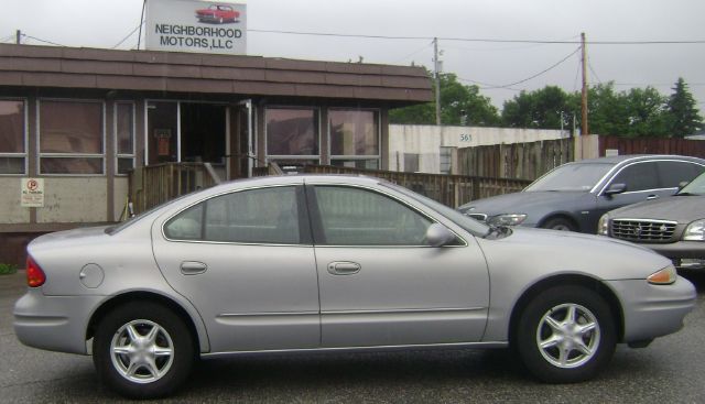 1999 Oldsmobile Alero Standard 4X4 Hardtop