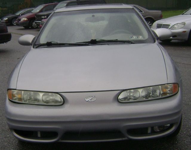 1999 Oldsmobile Alero Standard 4X4 Hardtop