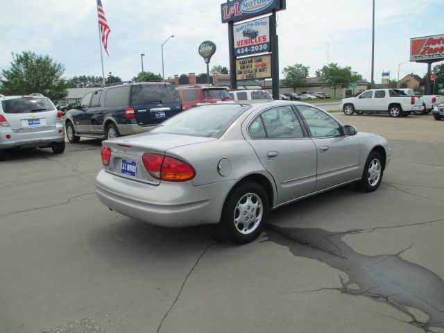 1999 Oldsmobile Alero Standard 4X4 Hardtop