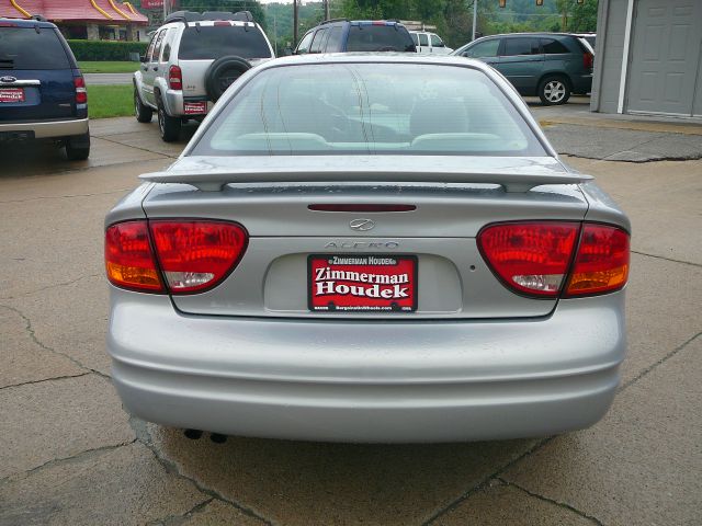 1999 Oldsmobile Alero Standard 4X4 Hardtop