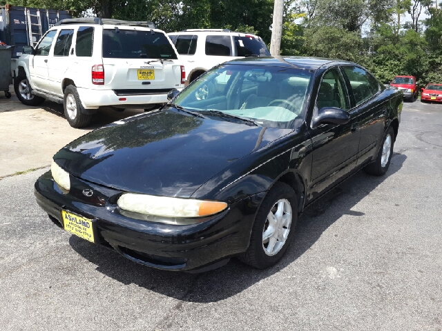 1999 Oldsmobile Alero Standard 4X4 Hardtop