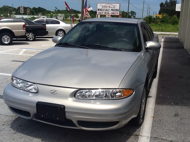 2000 Oldsmobile Alero Upper Trim Level