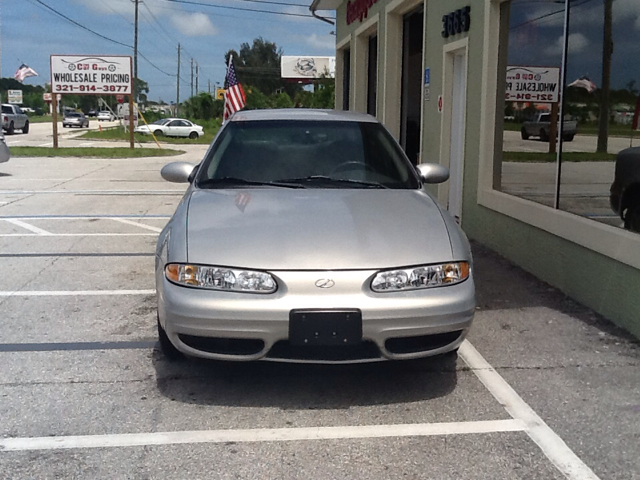 2000 Oldsmobile Alero Upper Trim Level