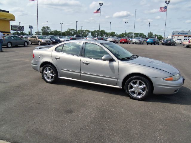 2000 Oldsmobile Alero 4dr Sdn I4 CVT 2.5 S Sedan