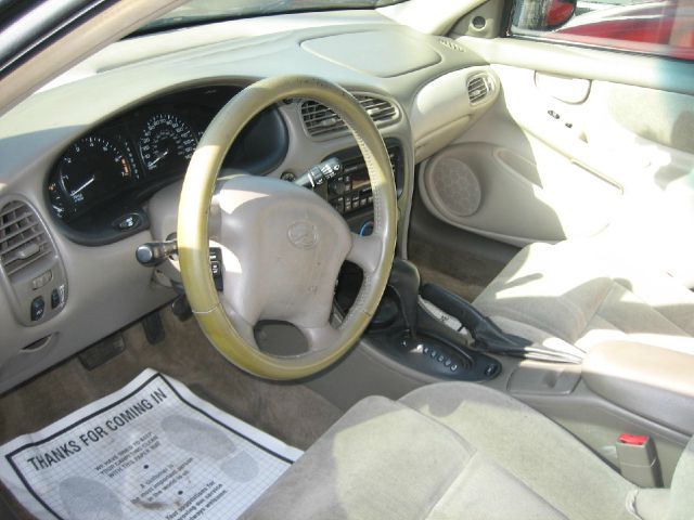 2000 Oldsmobile Alero Upper Trim Level