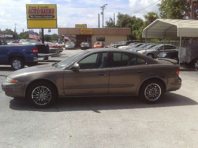 2001 Oldsmobile Alero 4dr Sdn I4 CVT 2.5 S Sedan