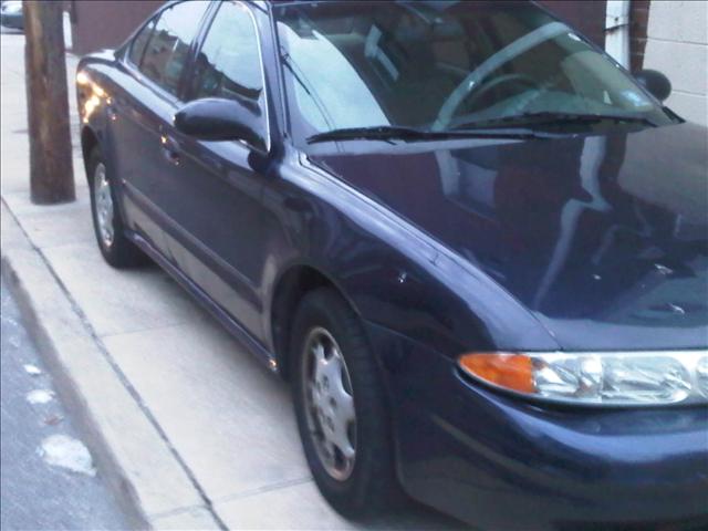 2001 Oldsmobile Alero S Sedan