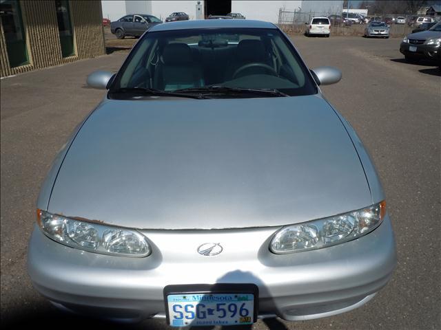 2001 Oldsmobile Alero FWD 4dr Sport