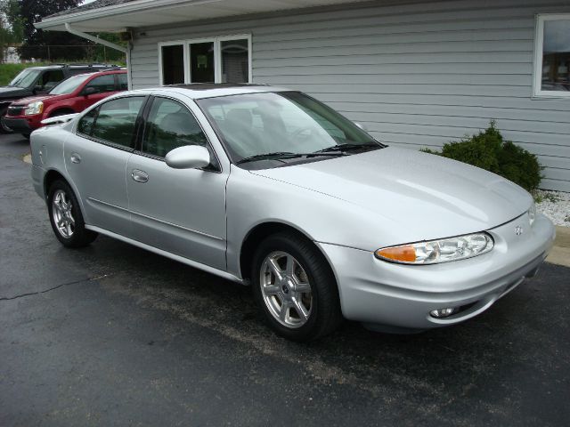 2002 Oldsmobile Alero 4dr Sdn I4 CVT 2.5 S Sedan