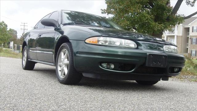 2003 Oldsmobile Alero FWD 4dr Sport