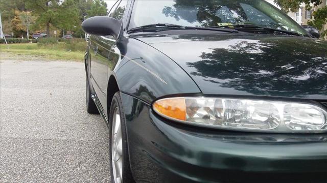 2003 Oldsmobile Alero FWD 4dr Sport