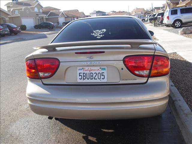 2003 Oldsmobile Alero S Sedan