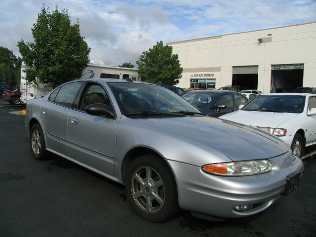 2003 Oldsmobile Alero 4dr Sdn I4 CVT 2.5 S Sedan