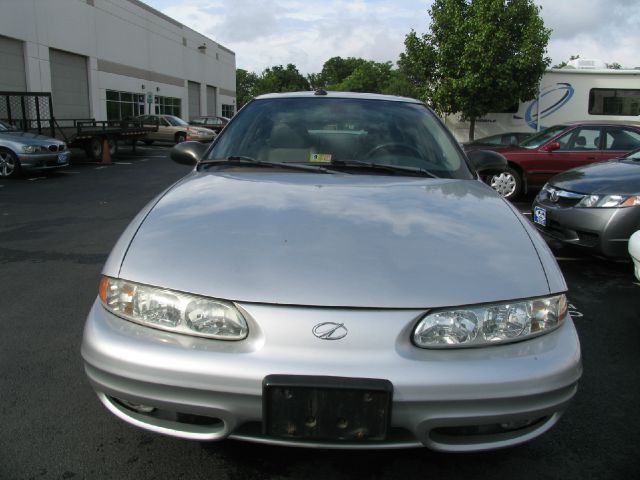 2003 Oldsmobile Alero 4dr Sdn I4 CVT 2.5 S Sedan