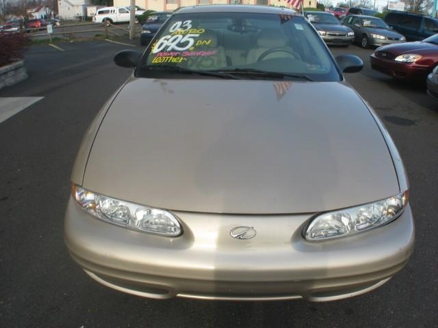 2003 Oldsmobile Alero FWD 4dr Sport