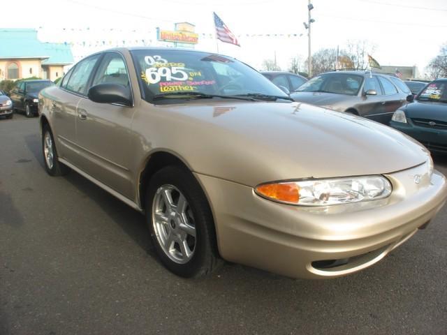 2003 Oldsmobile Alero FWD 4dr Sport