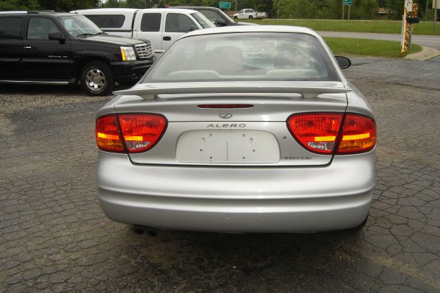 2004 Oldsmobile Alero S Sedan