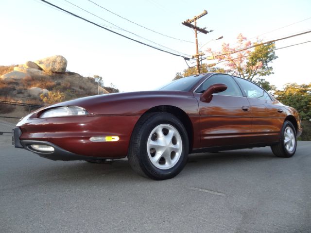 1997 Oldsmobile Aurora FWD 4DR AUTO SE LTD Avail