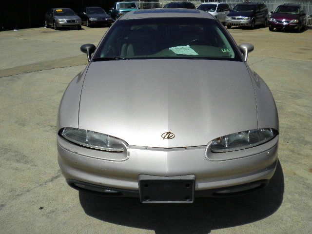 1999 Oldsmobile Aurora Base