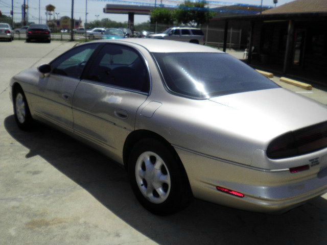 1999 Oldsmobile Aurora Base