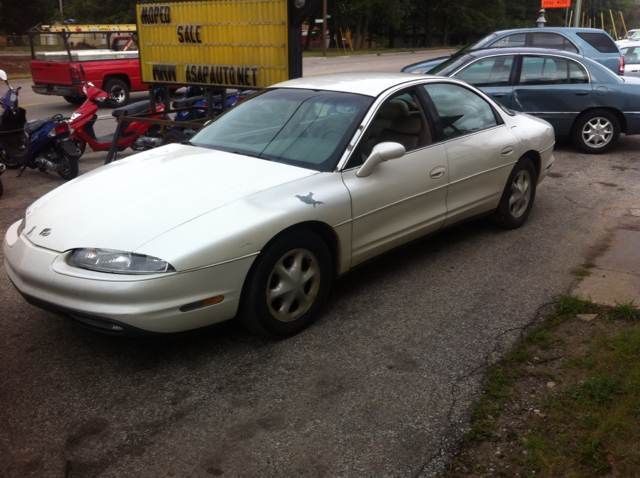 1999 Oldsmobile Aurora Base