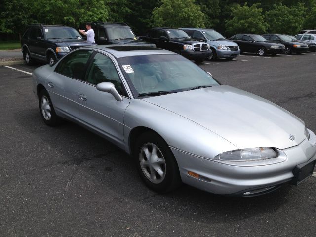 1999 Oldsmobile Aurora Base