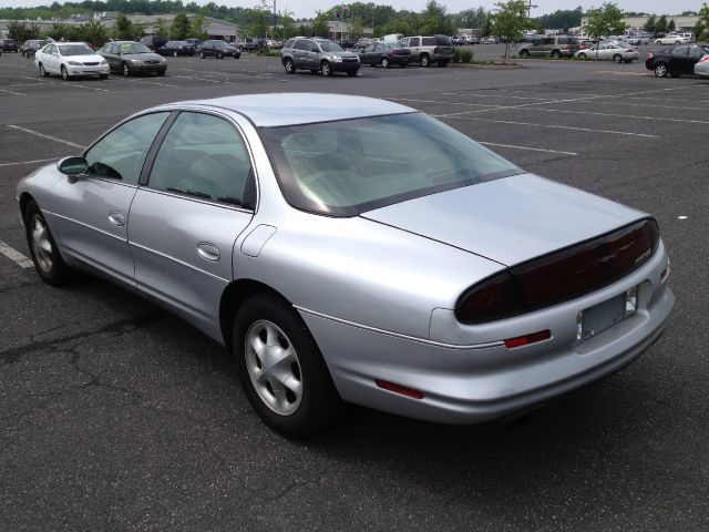 1999 Oldsmobile Aurora Base