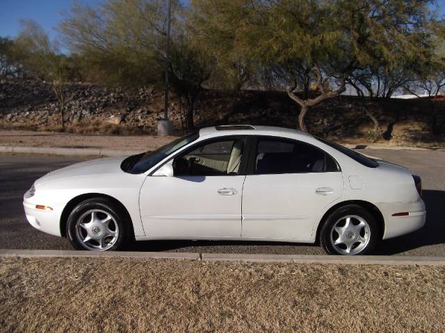 2001 Oldsmobile Aurora Unknown