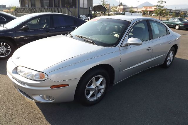 2002 Oldsmobile Aurora 111 WB AWD