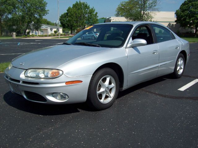 2002 Oldsmobile Aurora 111 WB AWD