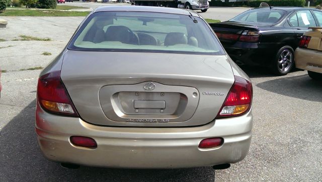 2002 Oldsmobile Aurora 111 WB AWD