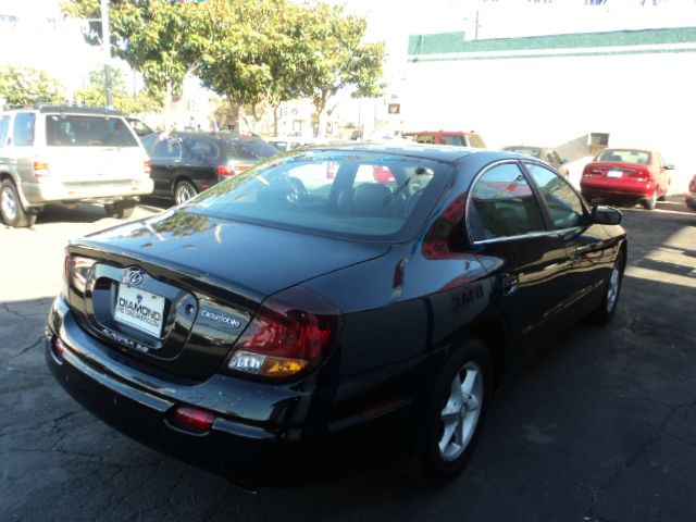 2002 Oldsmobile Aurora 111 WB AWD