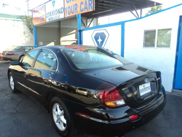 2002 Oldsmobile Aurora 111 WB AWD