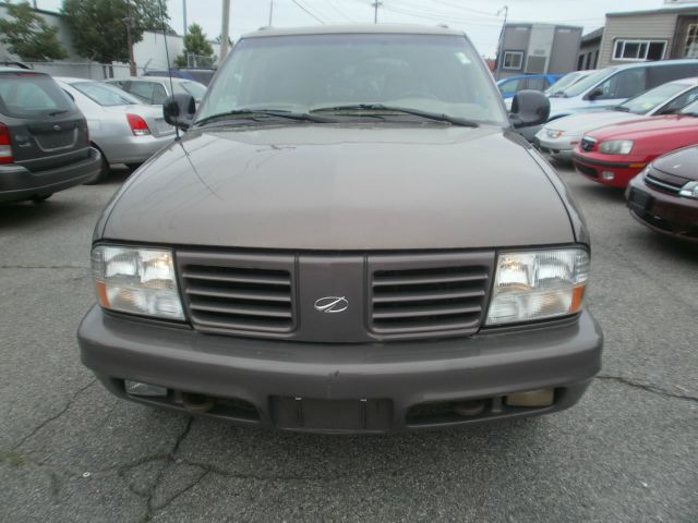 1998 Oldsmobile Bravada EX - DUAL Power Doors