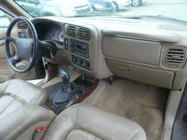 1998 Oldsmobile Bravada EX - DUAL Power Doors