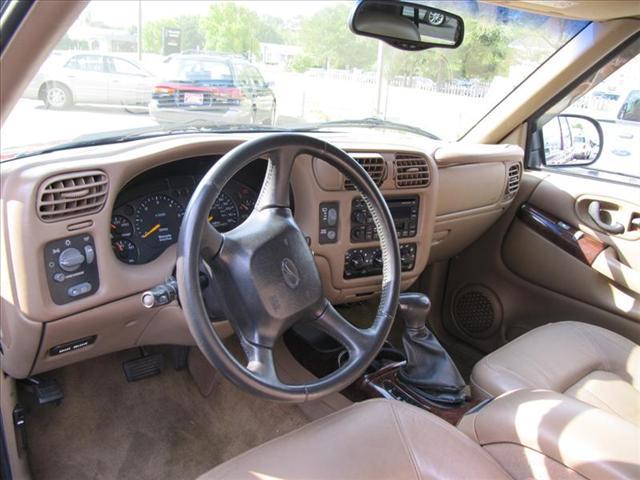 1999 Oldsmobile Bravada Base