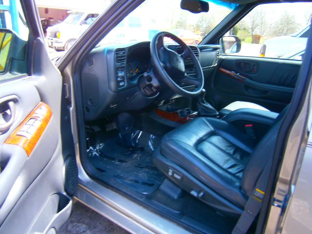 1999 Oldsmobile Bravada EX - DUAL Power Doors