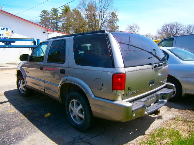 1999 Oldsmobile Bravada EX - DUAL Power Doors