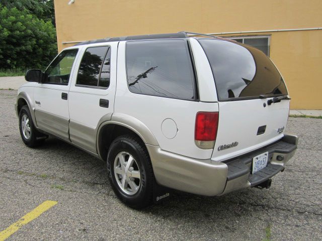 2000 Oldsmobile Bravada EX - DUAL Power Doors